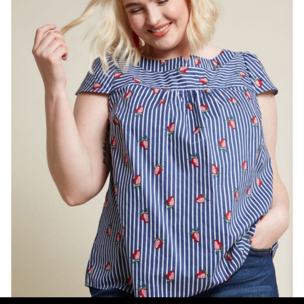 MODCLOTH Personal Persistent Cotton 🍓 Blouse